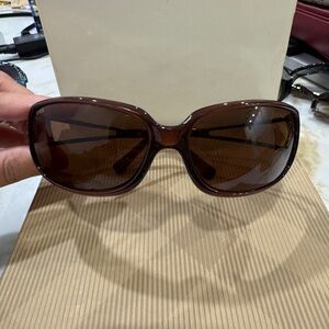 Guess Chic Dark Brown Sunglasses